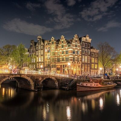 Klassenfahrt Amsterdam - Grachten bei Nacht